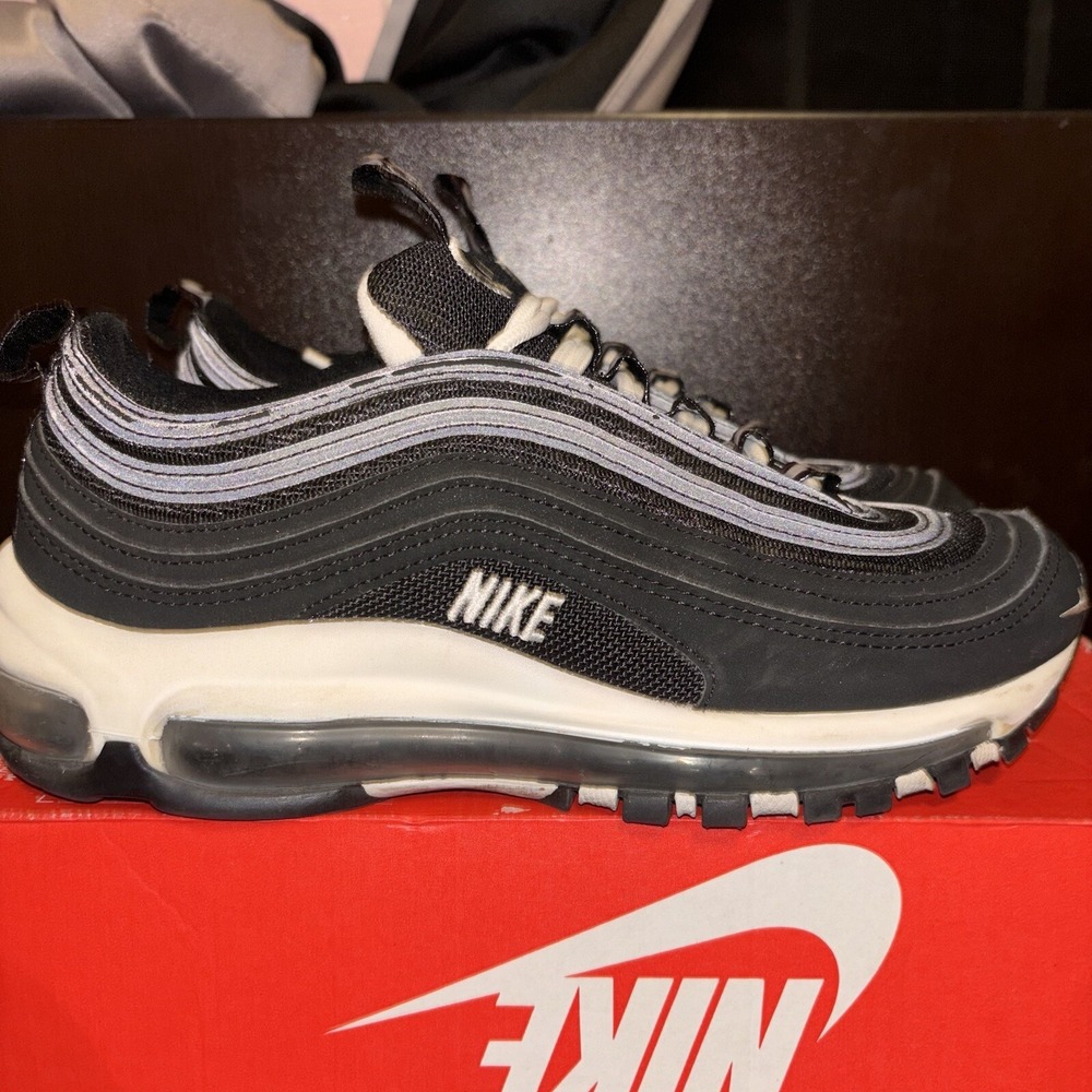 Black And Grey Reflective Nike Air Max 97 GS Youth Size 5.5Y - Picture 3 of 8